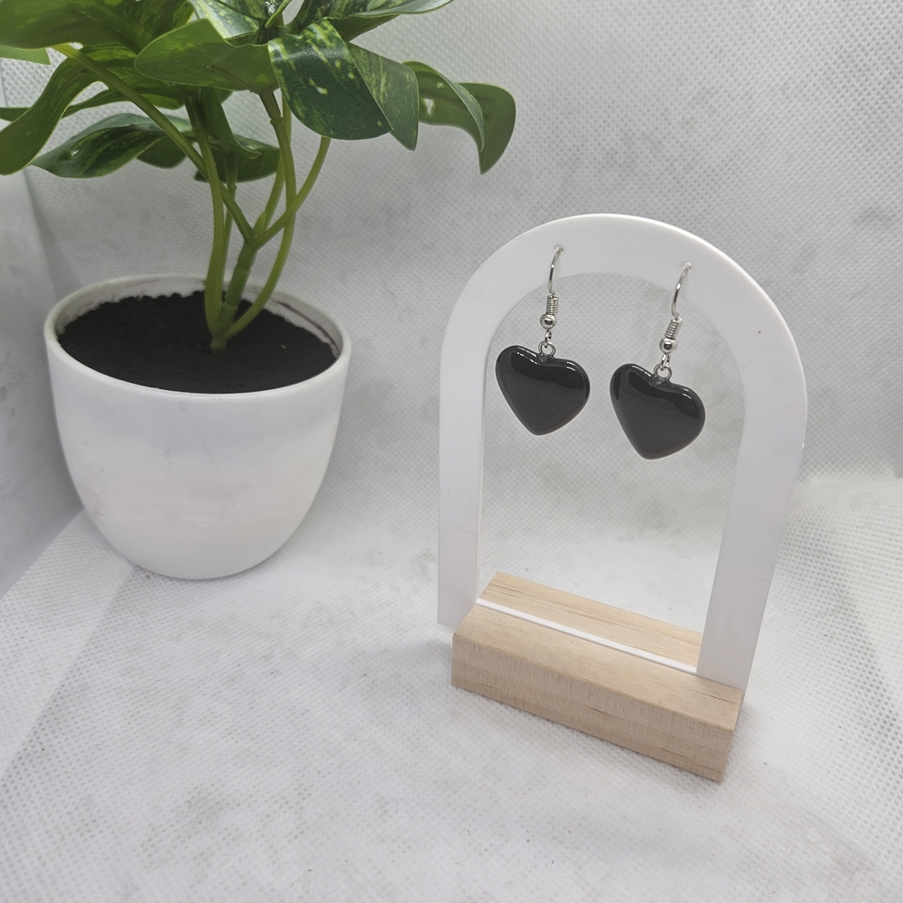 Elegant Black Heart Earrings